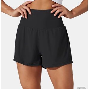 HALARA 2-in-1 Black Gym Shorts